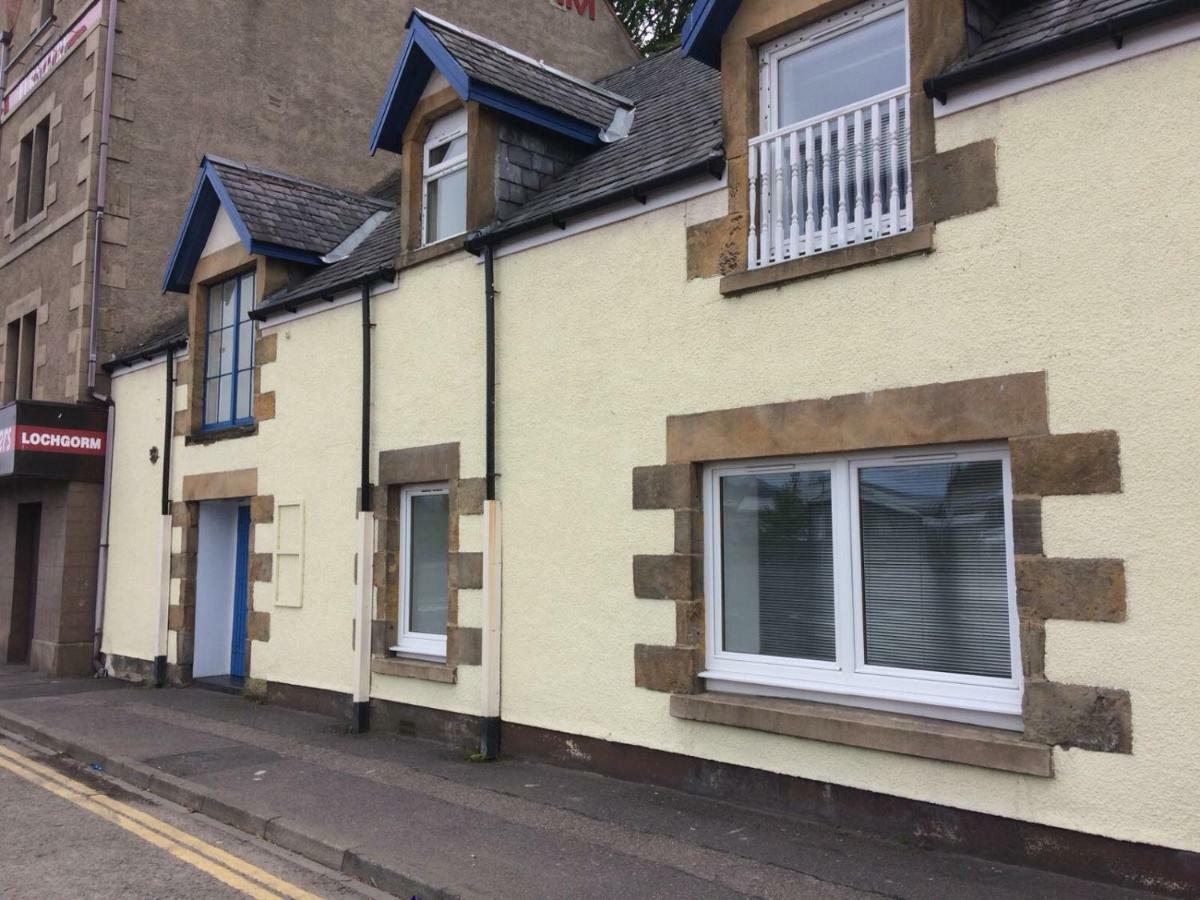 Millburn Apartments Inverness Exterior photo